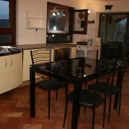 Il Regno Di Dolly Serravalle